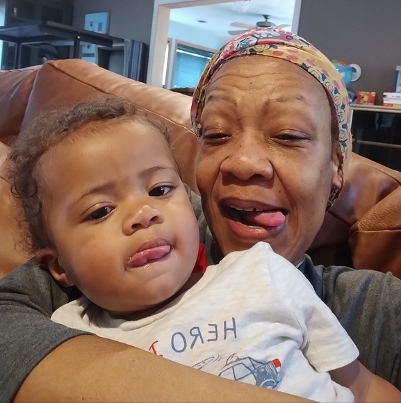 Meet your Posher, Marquetta - Picture 2 of 2